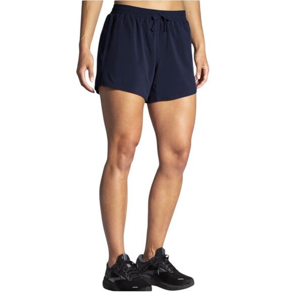 Brooks Pants - Brooks Women’s Moment 5 Inch Short Navy Size Medium NWT 221582